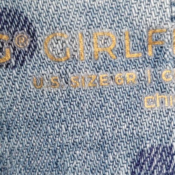 Chico's So Slimming High-Rise Girlfriend Slim Leg Crop Jeans. Size 6R - Picture 8 of 9